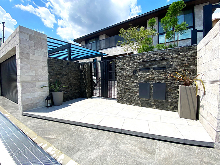 空間はすばらしい 建築・外構・庭は空間を、空間は景色を。景色は体験と記憶を。それらを美しく紡いでいきたい。